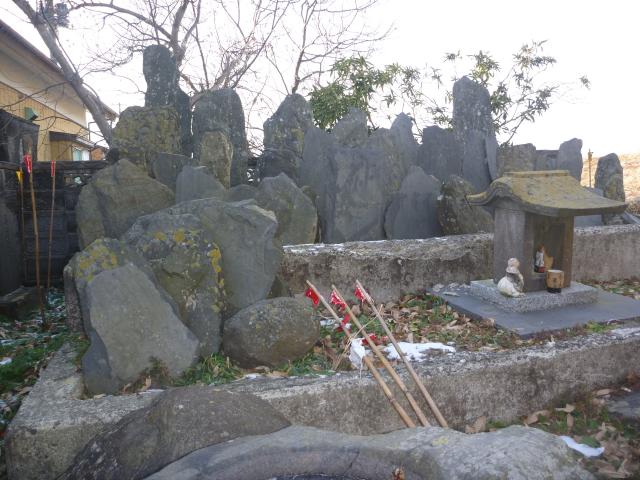御前姫神社の板碑